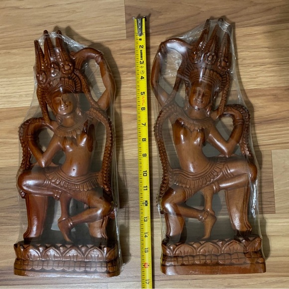 Cambodian Apsaras Dancing Carved Wood - Picture 3 of 12